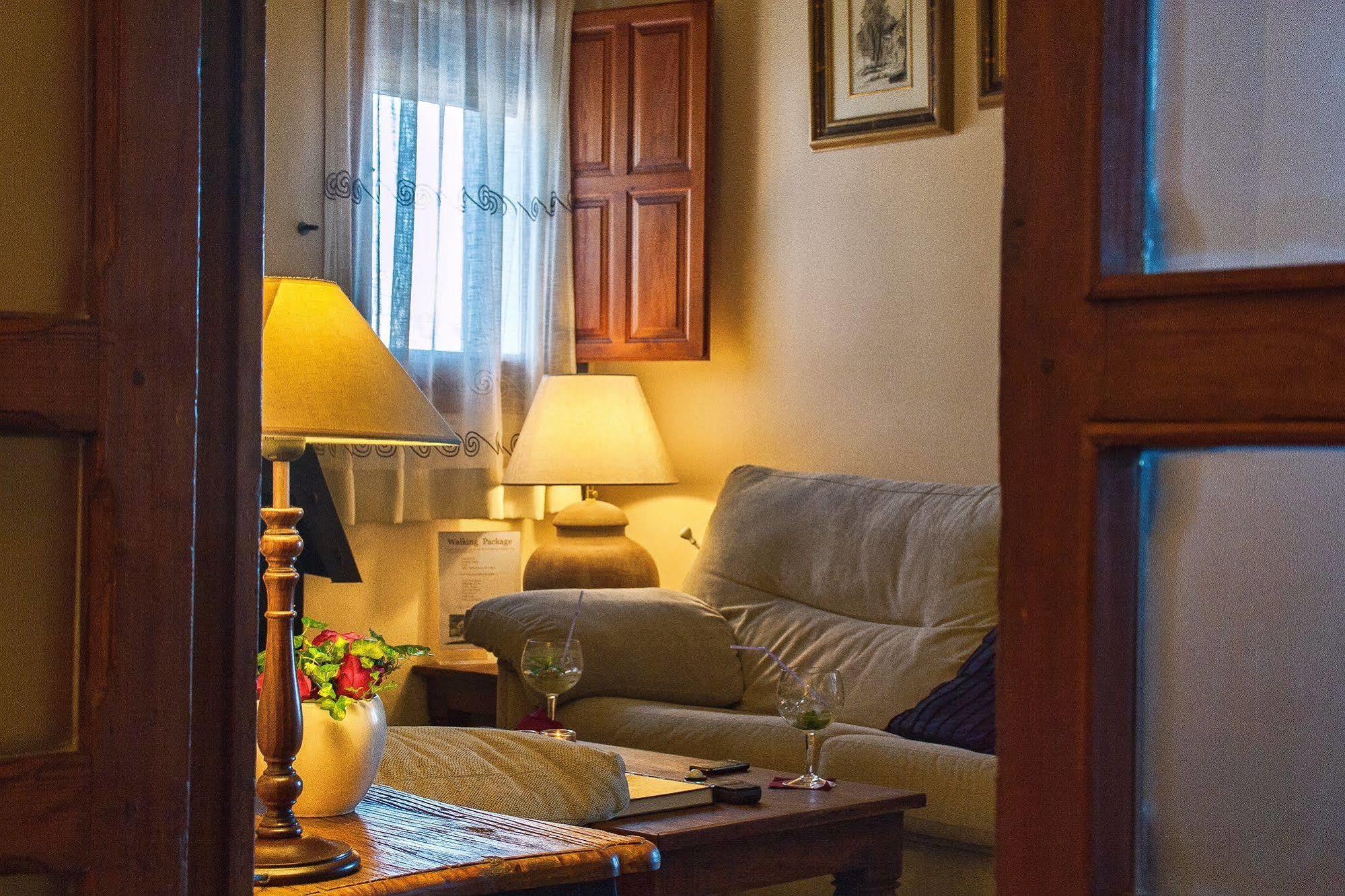 Hotel Cases Noves - Boutique - Adults Only